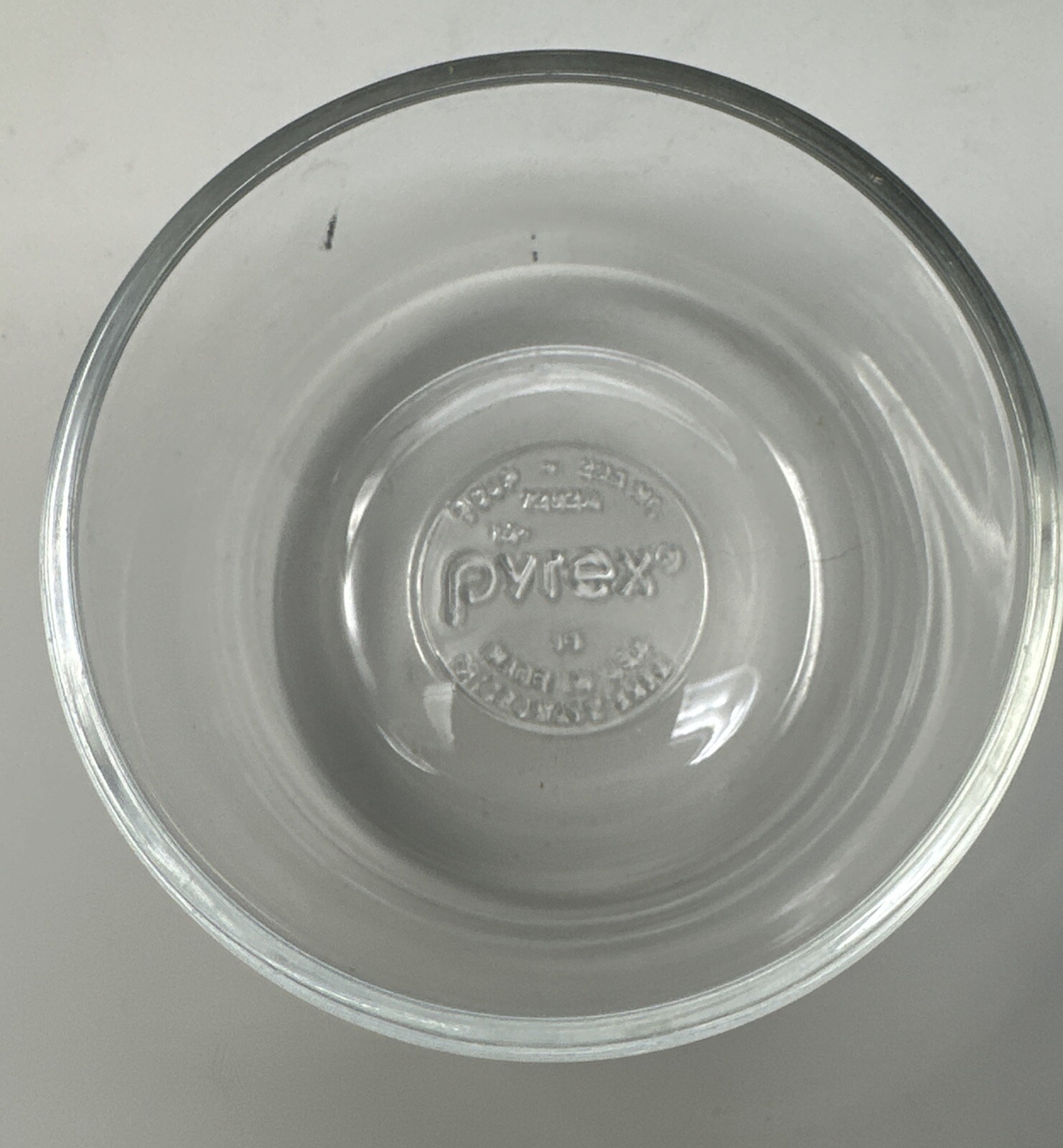 Pyrex 1 Cup / 236 ML Bowls 7202A Round with Green Lids set of 3 gallery