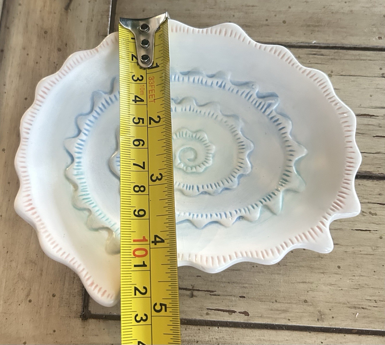 Unique Vintage Scalloped Sea Shell Design Ceramic Trinket Bowl or Soap Dish gallery