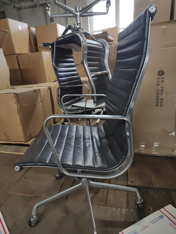 1992 Eames Herman Miller High Executive Aluminum Group Desk Chair leather EA337 gallery