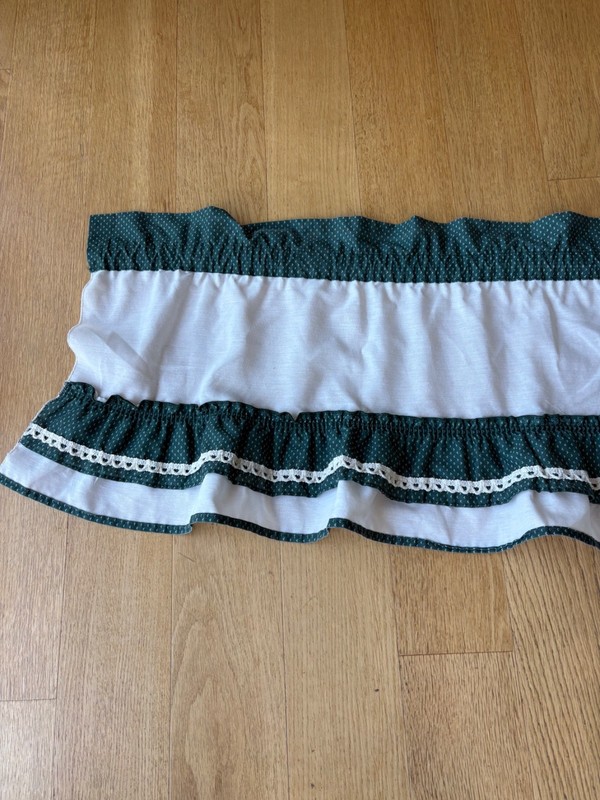 Vintage Ruffled Window Valance Hunter Green & Ivory 60 X 16 Ivory Trim gallery