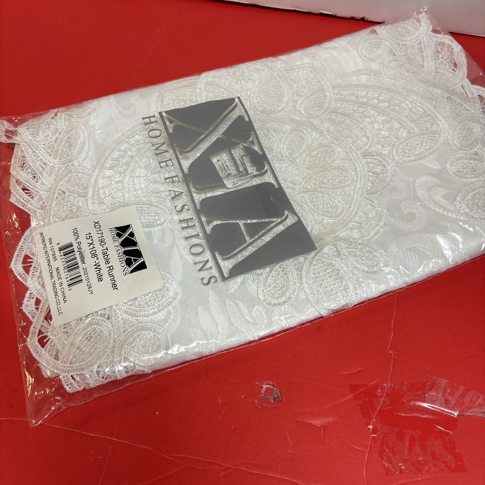 Xia Home Fashions XD17190 - Table Runner 15x108 in White 100% Polyester gallery
