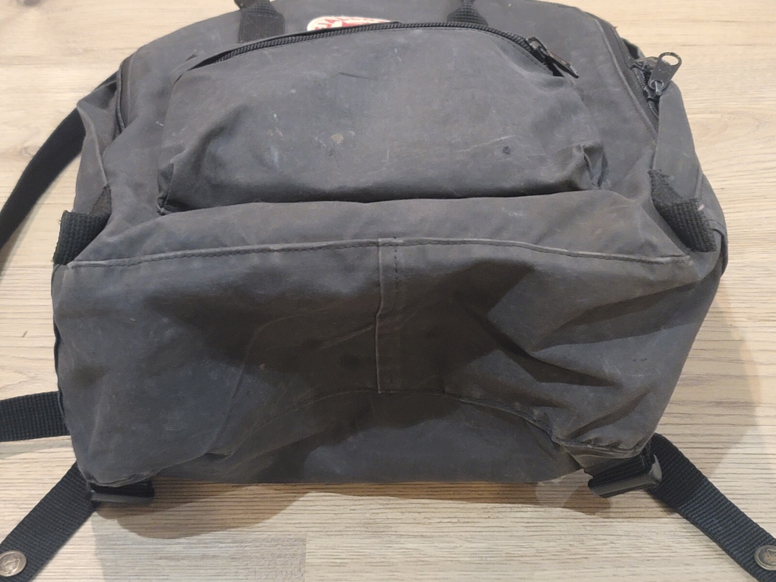 Fjallraven Kanken Black Backpack READ!!! 3