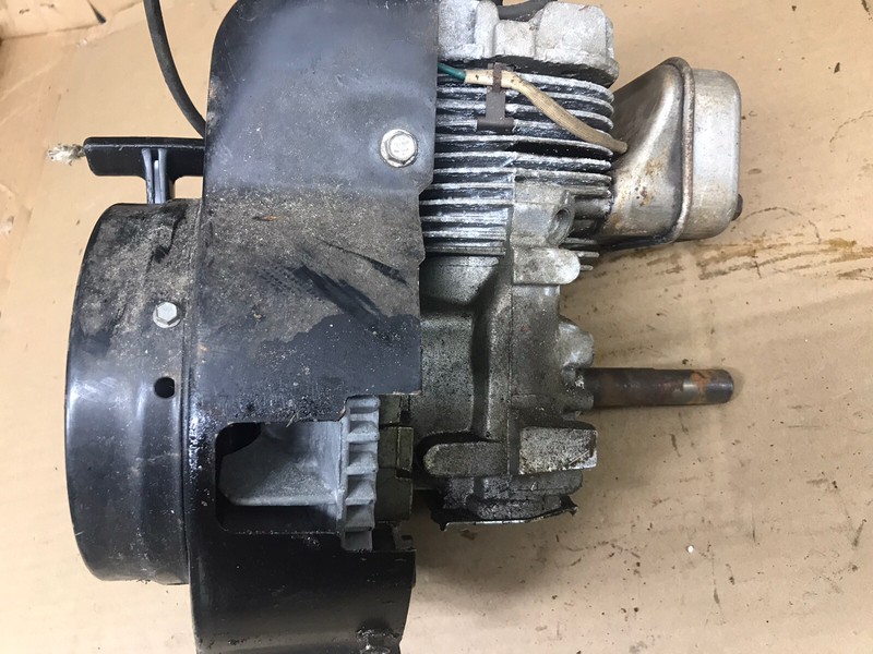 Yard Machines 3hp/21" 2-Cycle Snowblower 319-180-000 Tecumseh HSK600 gallery