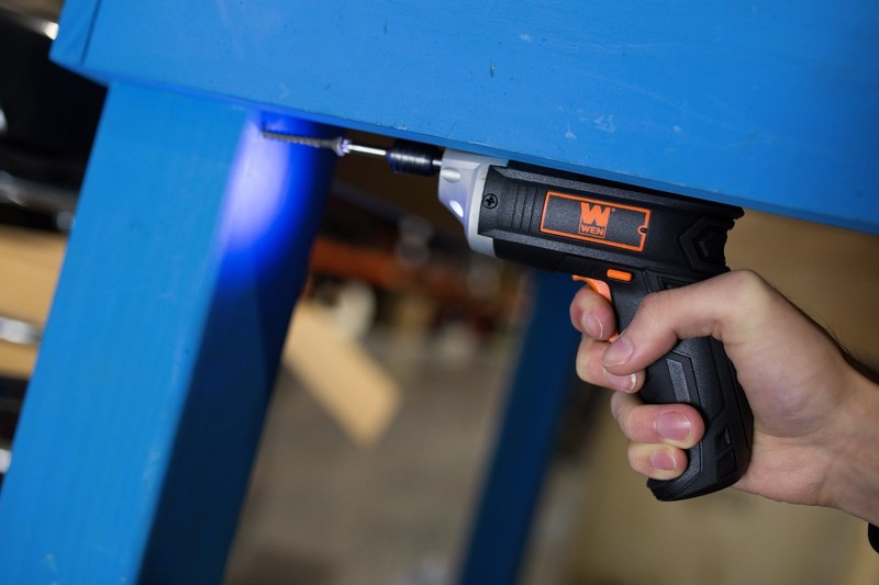 WEN 3.6V Lithium-Ion Cordless Electric Screwdriver with Bits and Belt Holster gallery