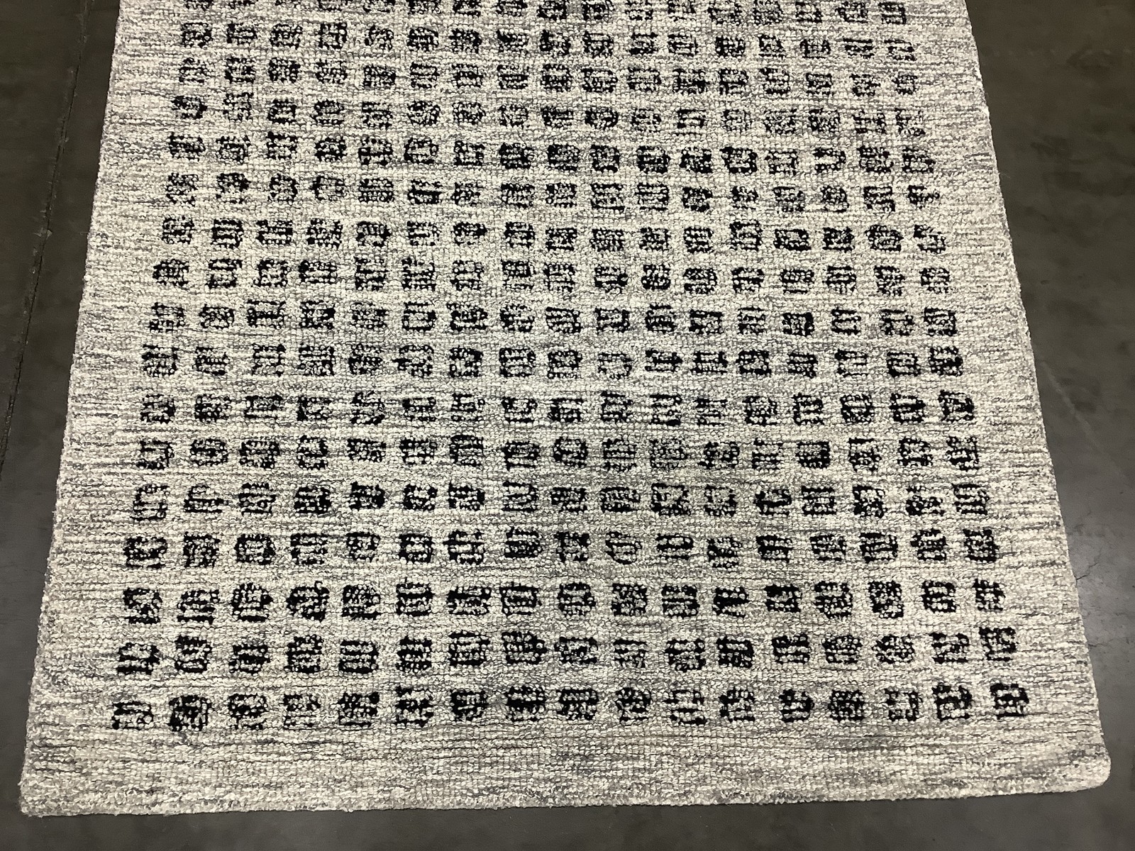BEIGE / BLACK 4'-0" x 6'-0" Back Stain Rug, Reduced Price 1172683351 EBN203B-4 gallery