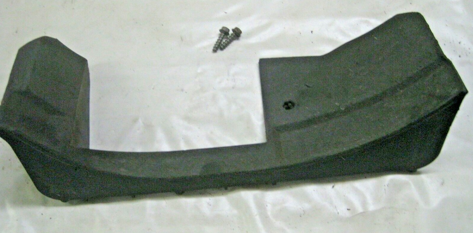 Bolens Mower 11A-414A065 Mower Rear Baffle Part 731-04150C gallery