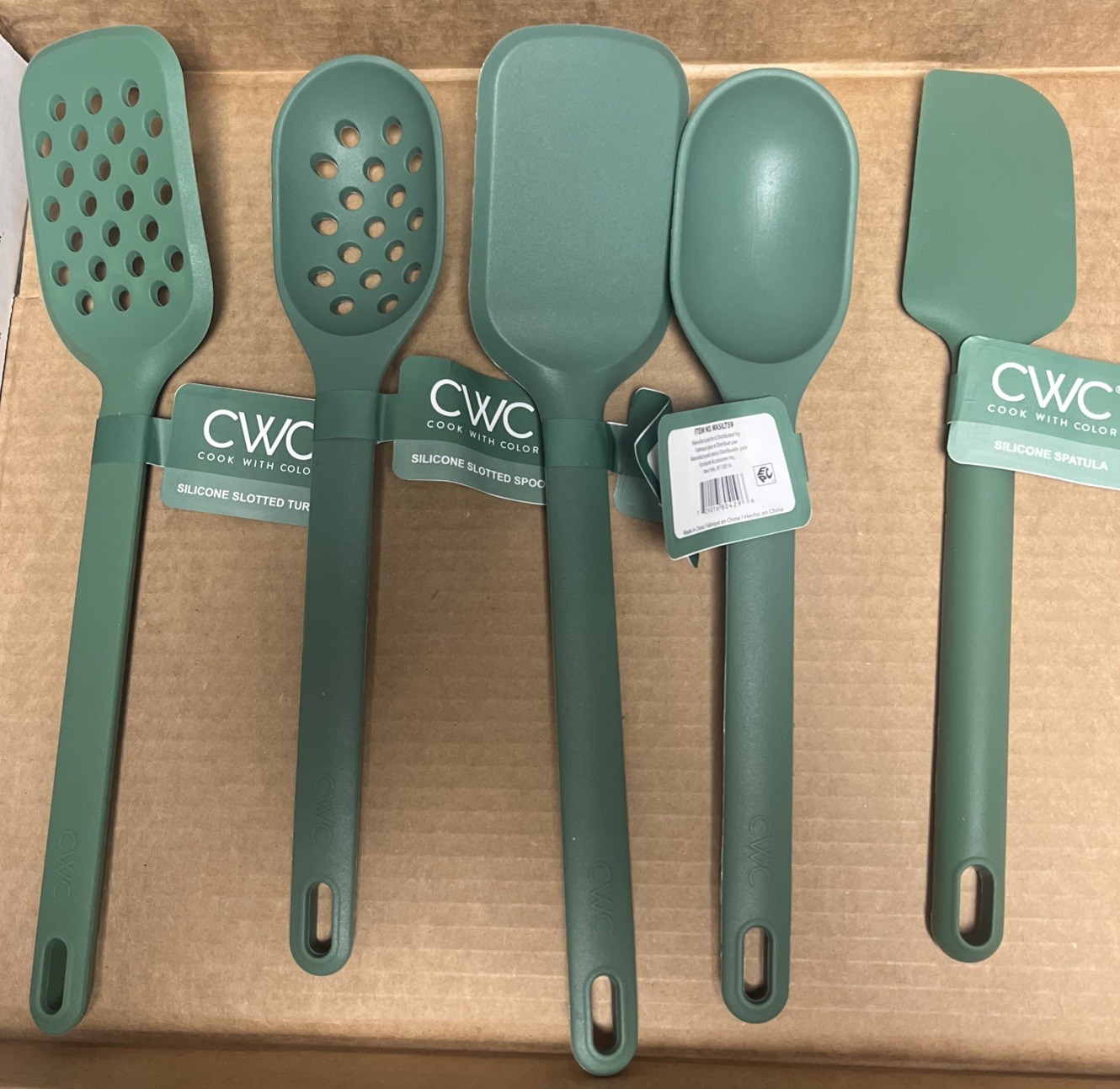 NWT 5 Pc Green Kitchen Silicone Utensils Spatula Turners Spoons Slotted Solid gallery