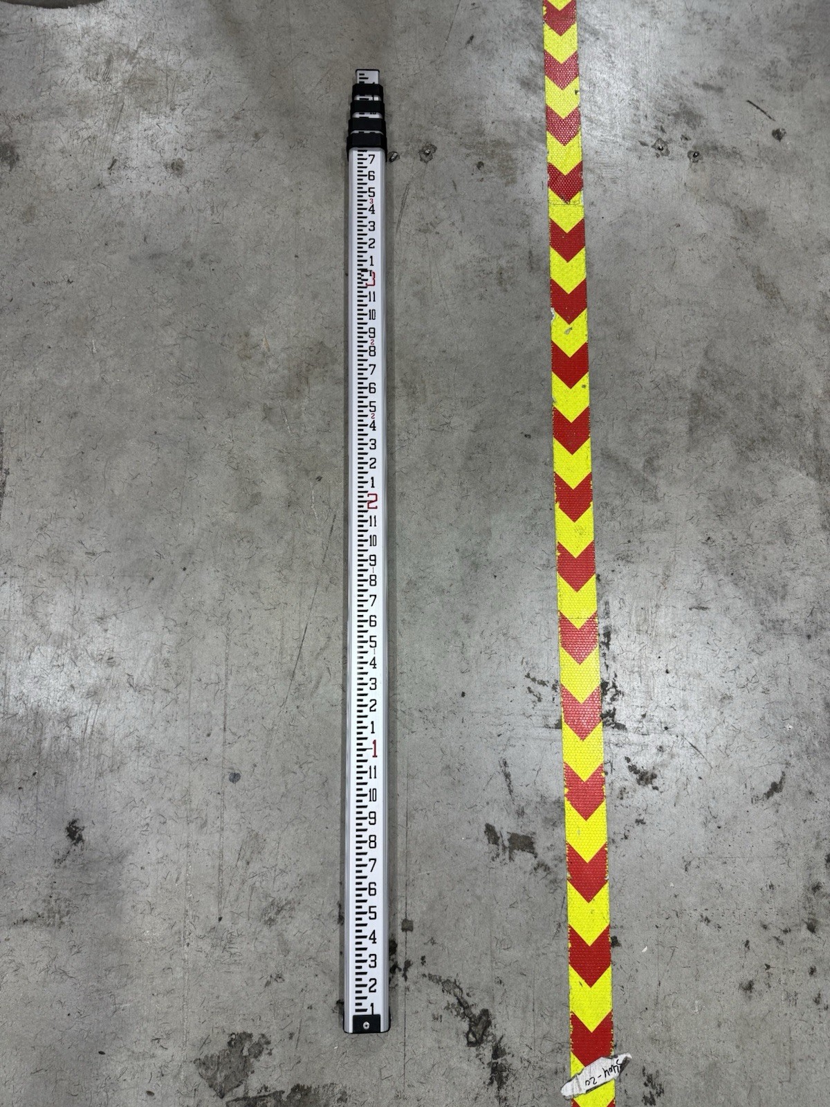 Milwaukee 5M/16' Grade Rod (48-35-3701C) gallery