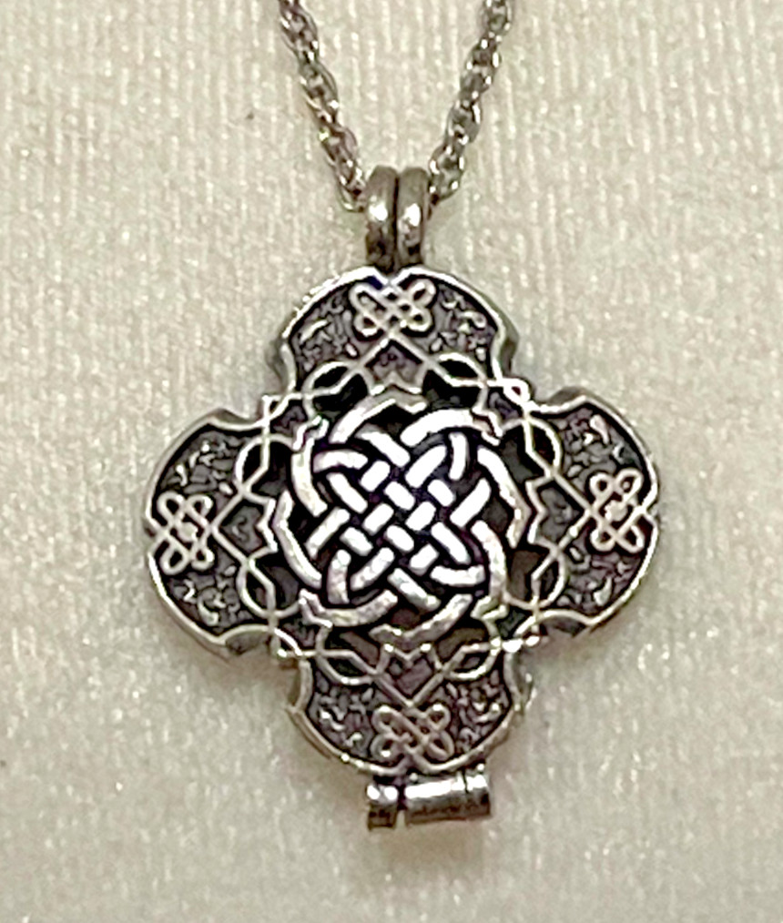 Cathedral Art Celtic Prayer Locket Necklace, One Size, Silver PL215 gallery