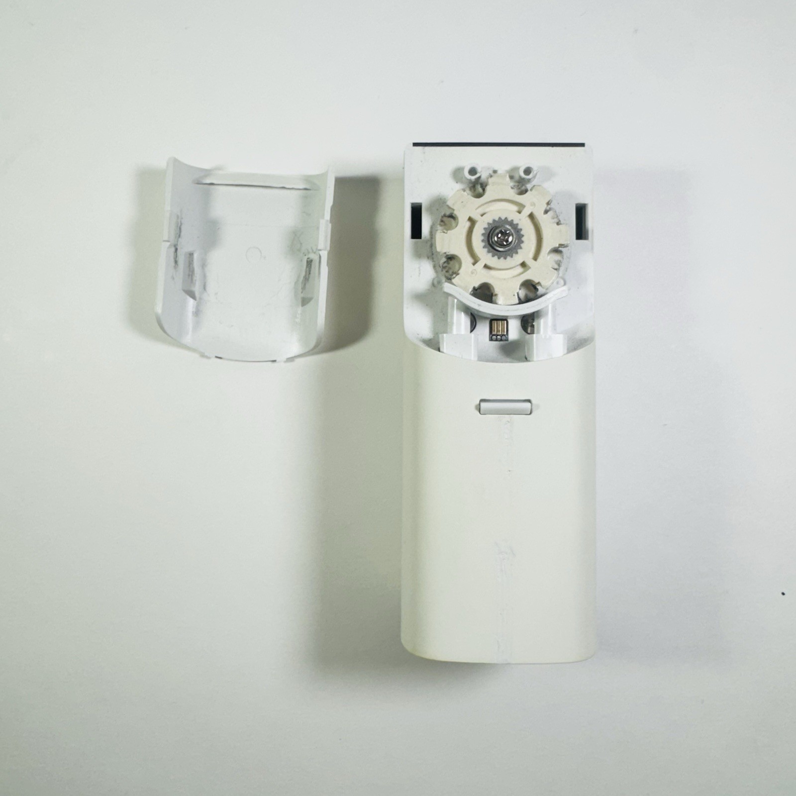 RYSE SmartShade Model: GR-0203 Only No Battery Pack gallery