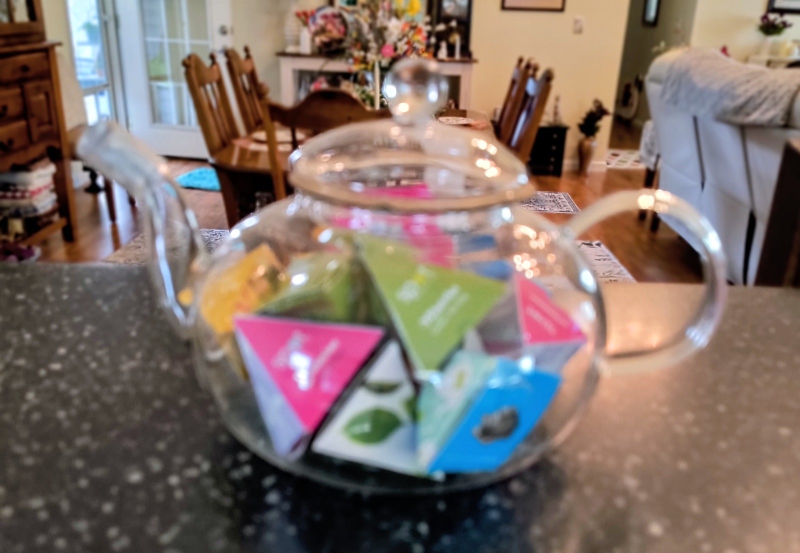 Spot Organic Tea Glass Teapot with 18 Tea Pyramids (6 Flavors) BRAND NEW gallery