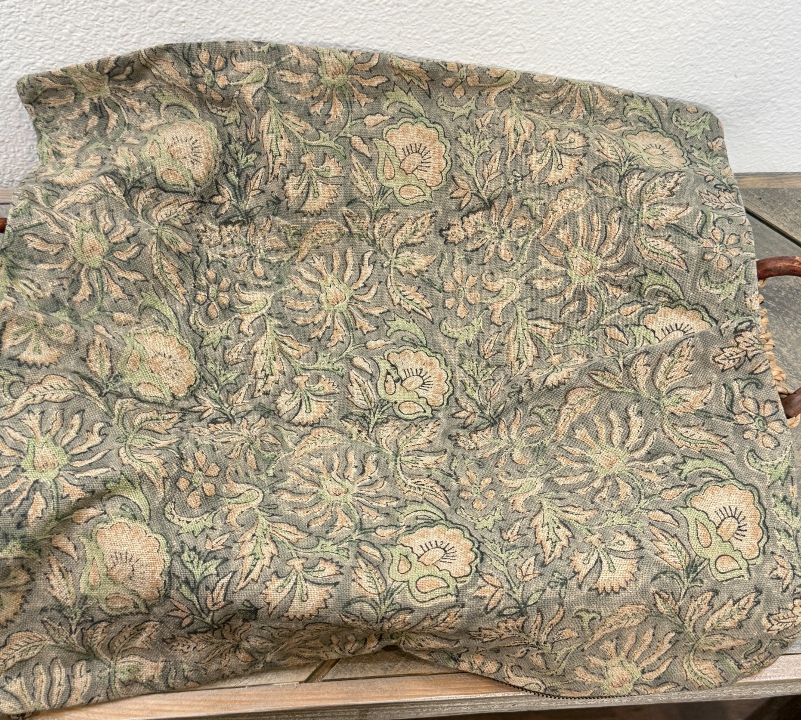 POTTERY BARN NORVELLE REVERSIBLE PILLOW COVER, 20" SQ ~ MOSS GREEN FLORAL LINEN gallery