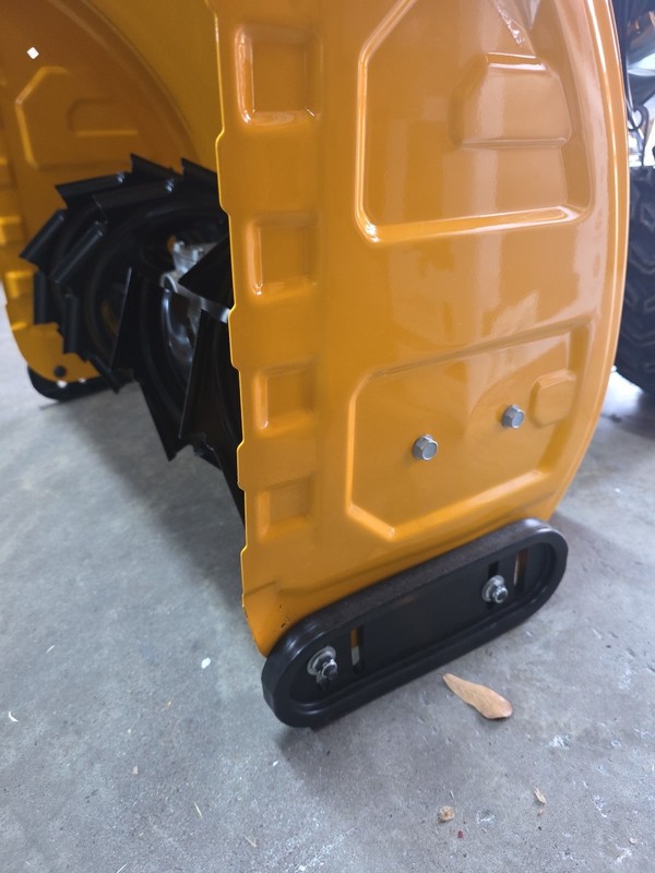 (READ) Cub Cadet 2X 26 in 243cc Two-Stage Gas Snow Blower w/ Electric Start gallery