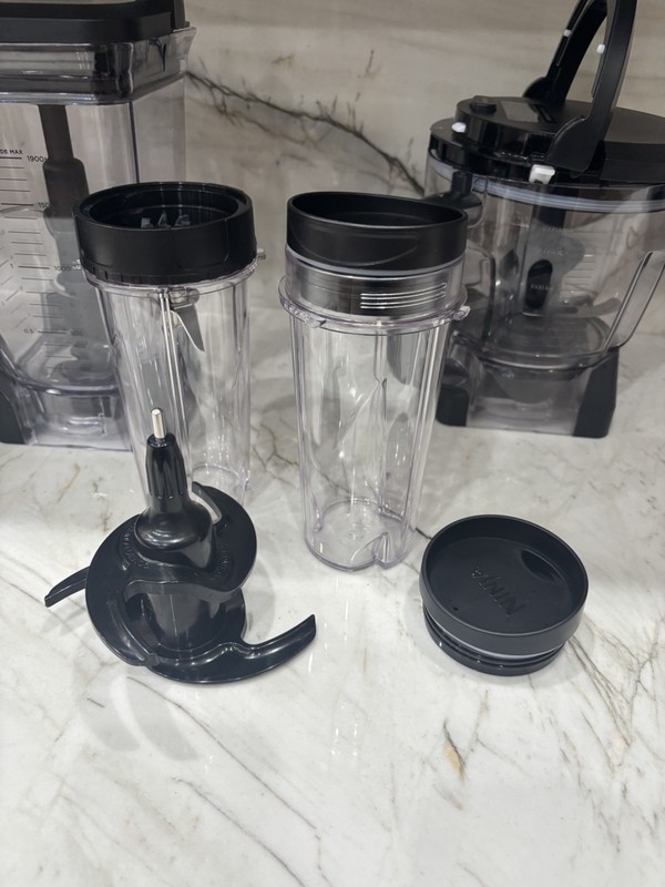 Used1500W Mega Kitchen System Blender & Food Processor with 2 Cups, Black BL770 gallery