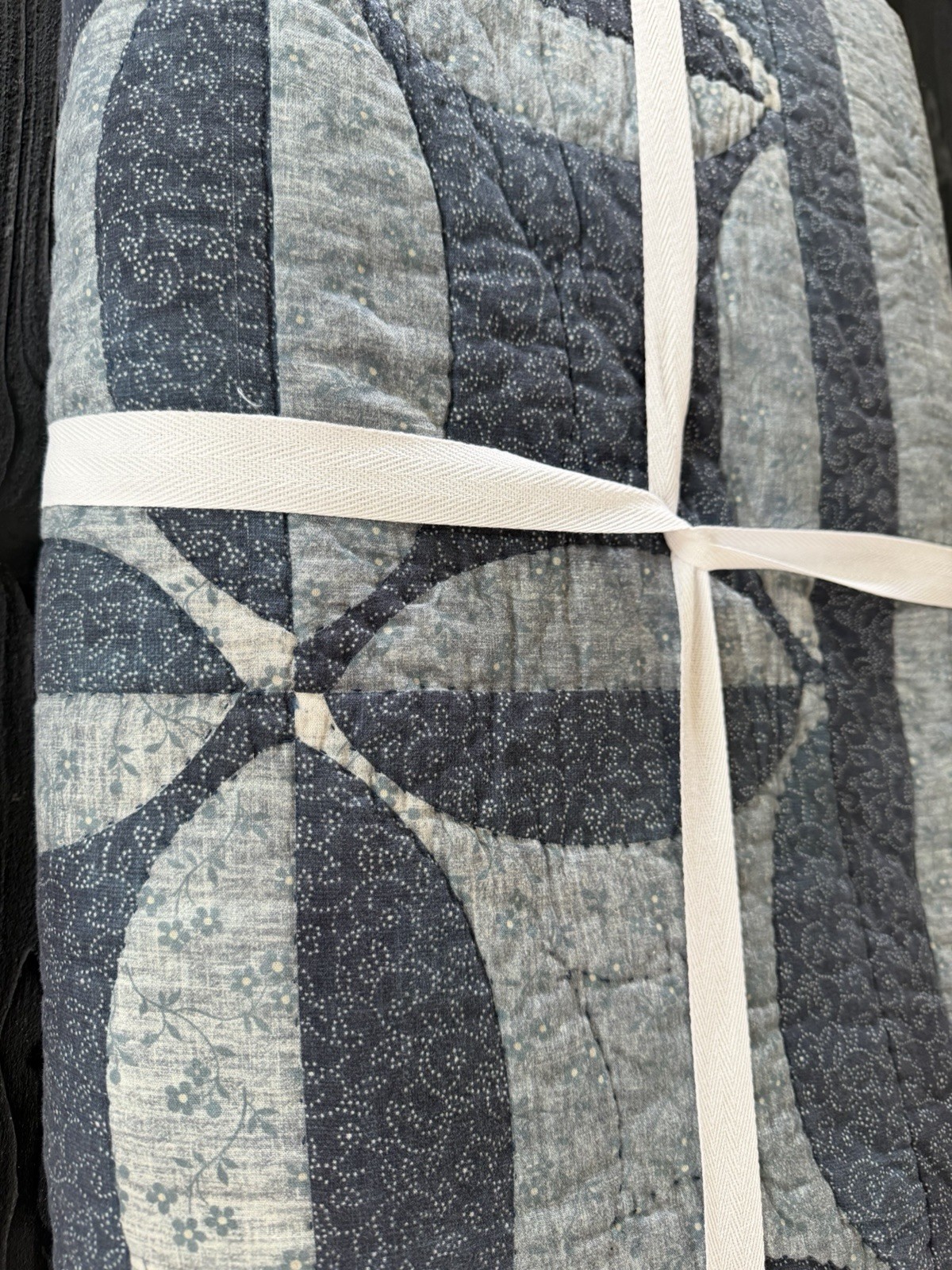 Pottery Barn Harper Patchwork Reversible FULL/ QUEEN Quilt New Sample gallery
