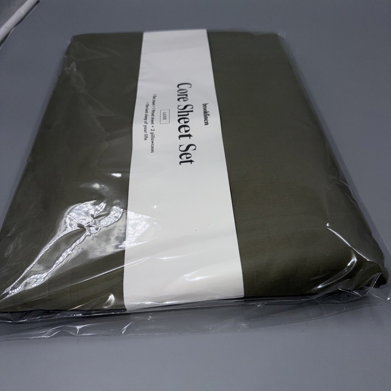 Brooklinen Luxe Core Sheet Set- Fresh Moss-Full- New gallery