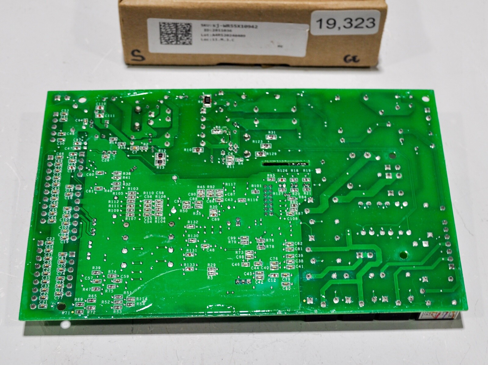 GE WR55X10942 Refrigerator Control Board 200D4850G022 gallery