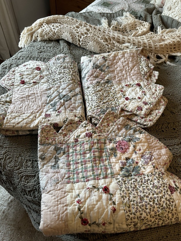 Donna Sharp Hand Quilted Country Patchwork Pillow Shams Set of 3 Standard 20X26