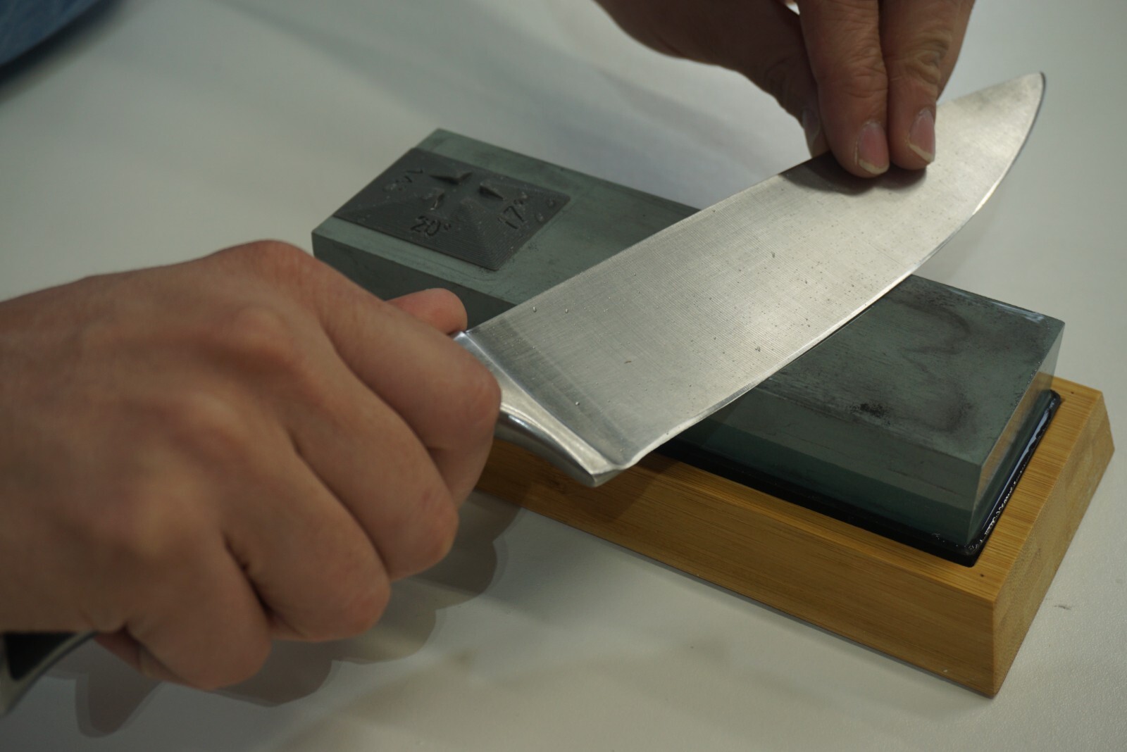 Knife Sharpening Angle Guide for Whetstone Honing | 4 Angle Pyramid gallery