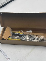 AmazonBasics Straight Cut Aviation Snip Tin Snips Yellow Black Packaged