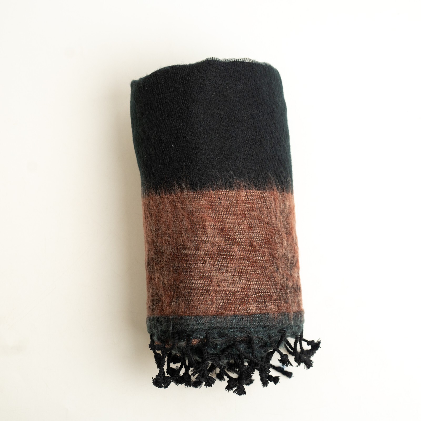 New Extra Soft High Quality Yak Wool Travel Blanket Throw Handwoven gallery