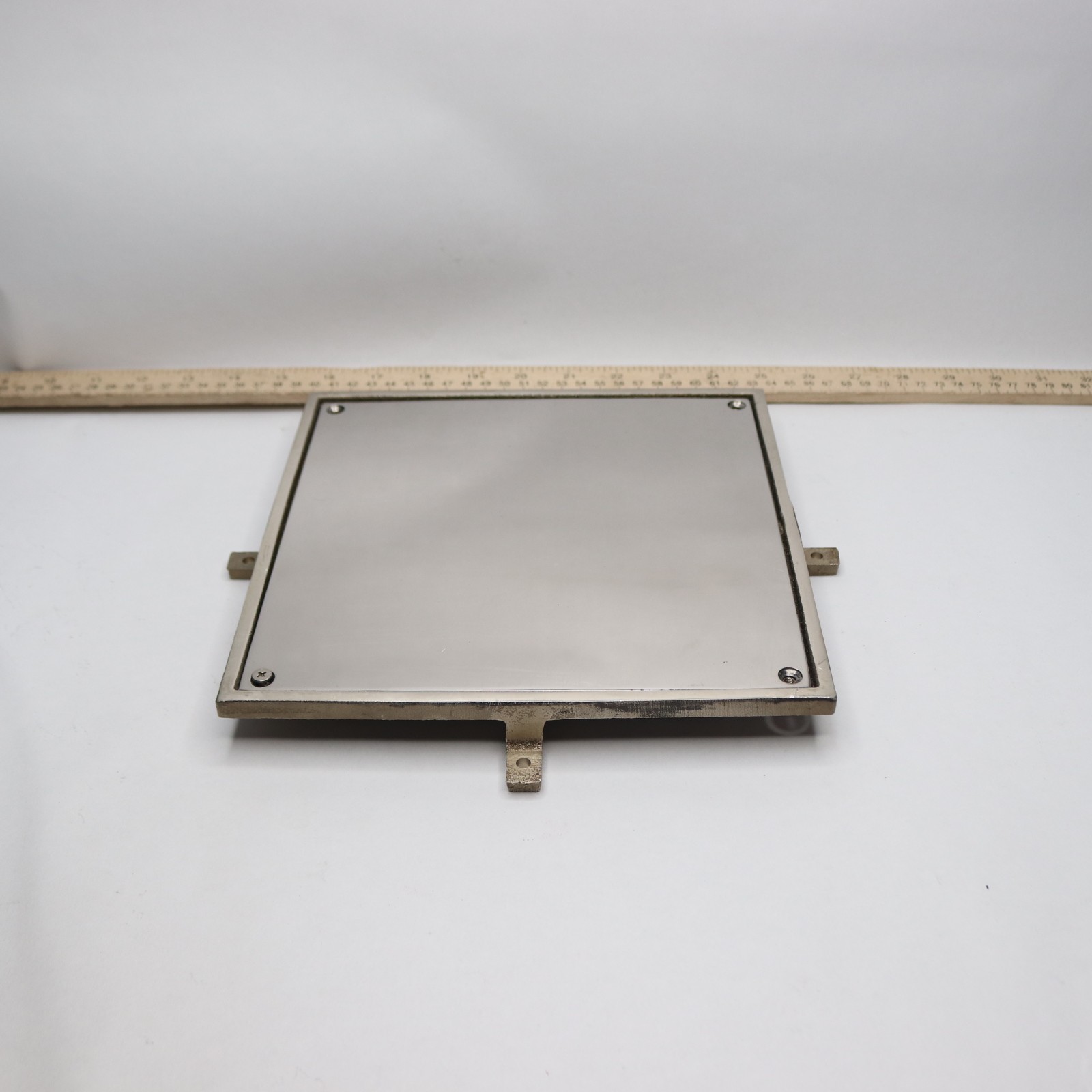 Square Wall Access Panel 7" x 7" ZANB1460-9-OV - Missing 3 Screws gallery
