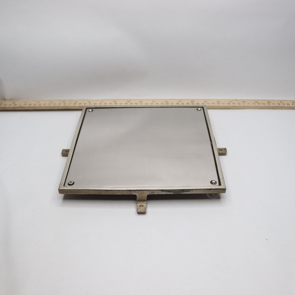 Square Wall Access Panel 7" x 7" ZANB1460-9-OV - Missing 3 Screws