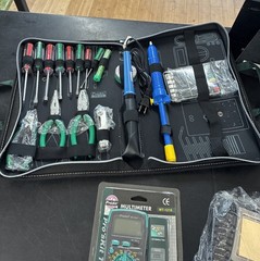 Pro’sKit PK-616 Professional Electronics Tool Kit Multimeter 1210 New with Case