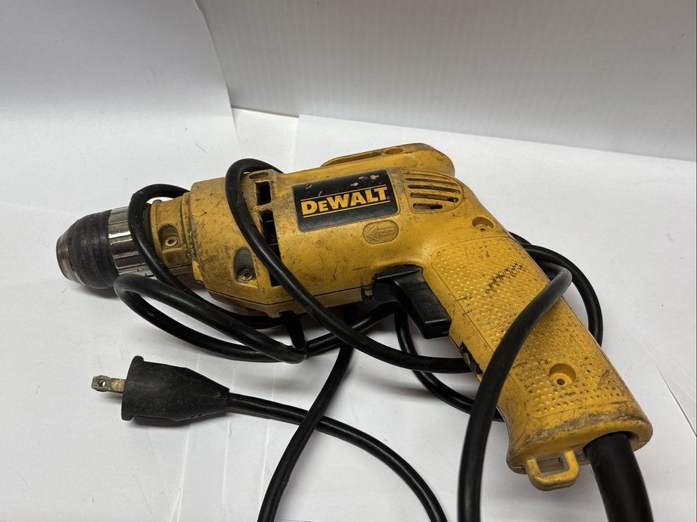 DeWalt DW106 3/8" Corded Drill Variable Speed Reversible – Tested Working