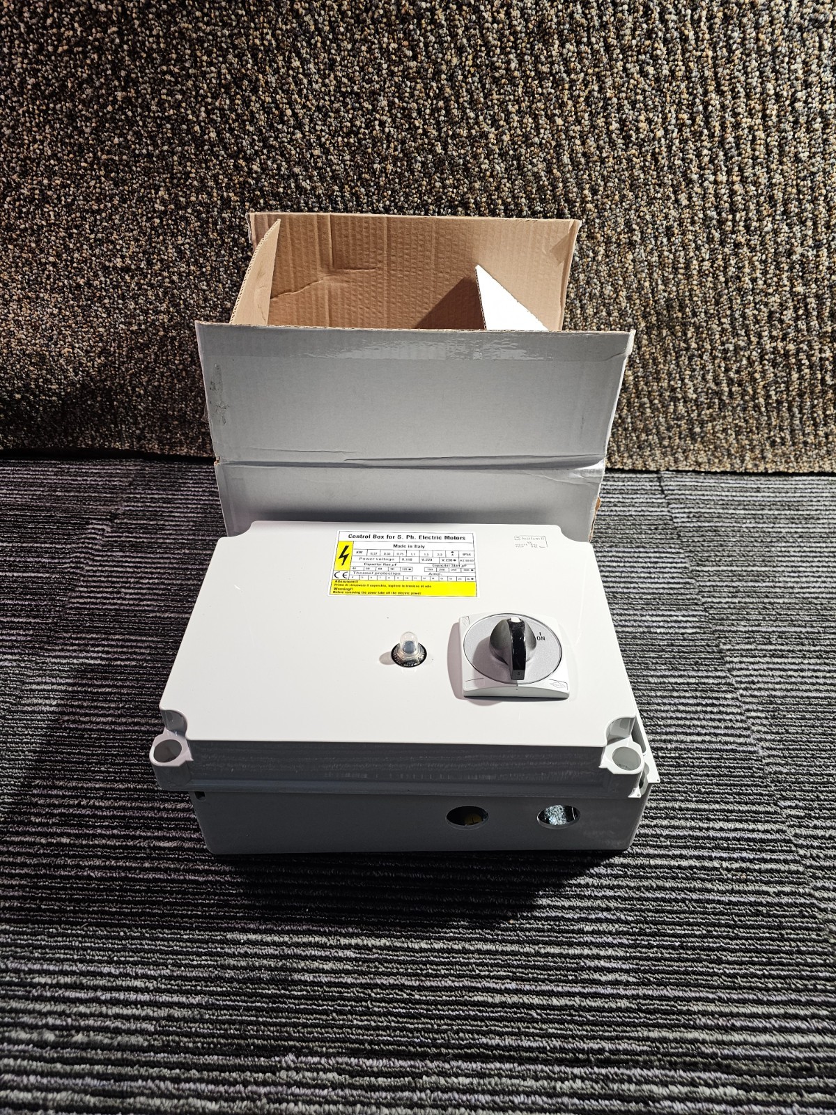 Marlanvil Control Box for Single-Phase Electric Motors 220/230V 50Hz 4kW gallery