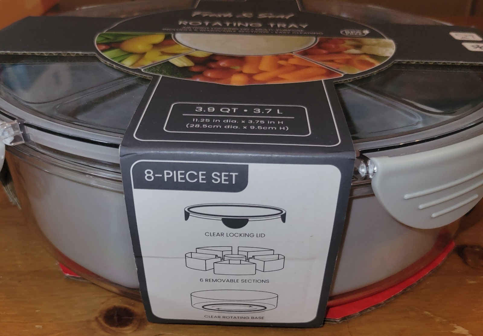 Fresh & Seal Rotating Tray 3.9Qt 8 Piece set gallery