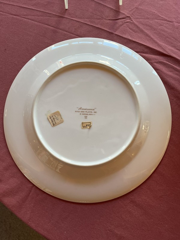 Fitz and Floyd Renaissance Peach Four Pc Place Setting Included NOS 3 Available gallery