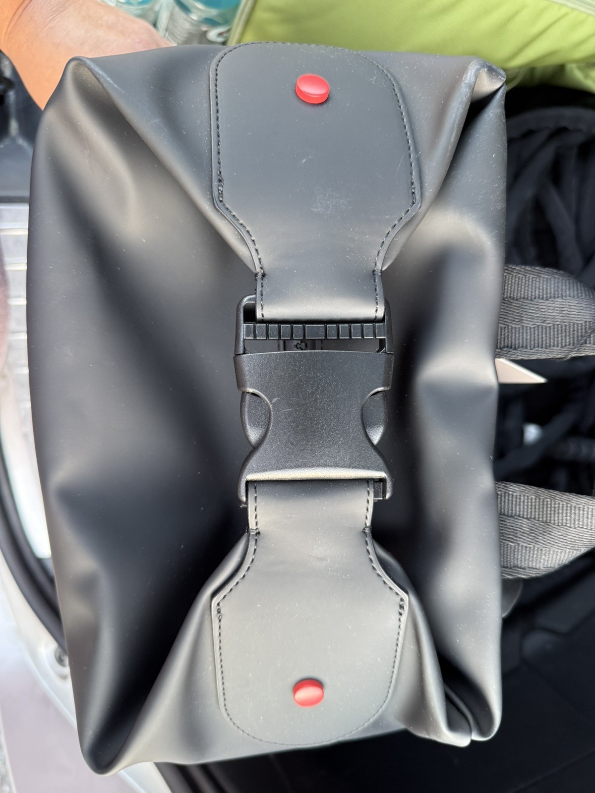 HUNTER Top Clip Backpack Smooth Black with Red Zipper 3