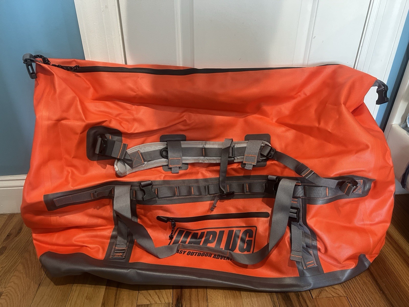 UNPLUG Ultimate Adventure Bag 155L  Orange/Gray Hiking Backpack Adjustable Strap 5