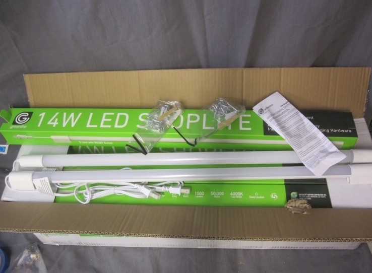 CASE LOT 24pc Greenlite Shoplite Shop Lights 14w LED 30” 1500 Lumen 4000K NEW gallery