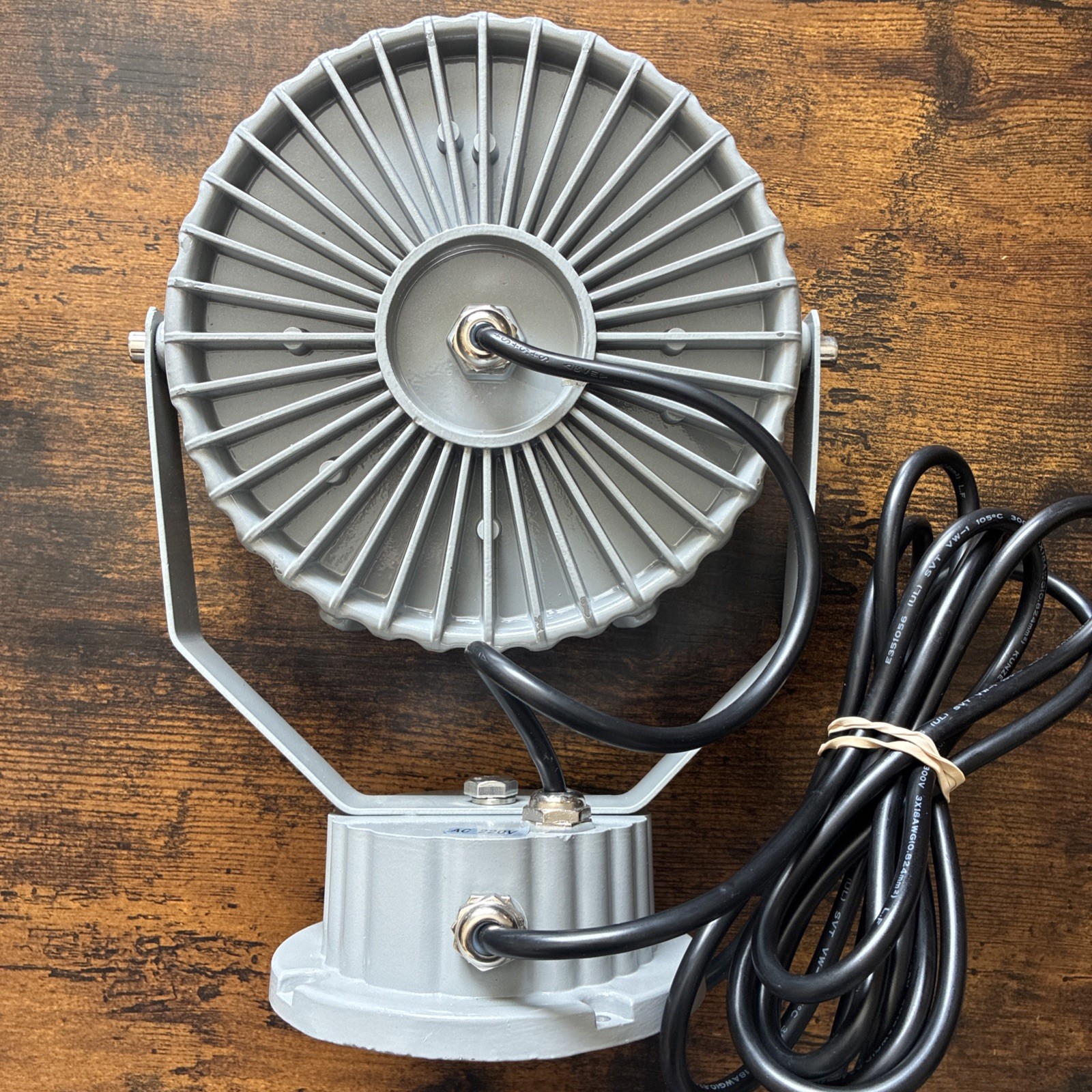 Architectural Flood Fixture LED 13W, LED-Cool-Wht-Blast, AC 85-265V gallery