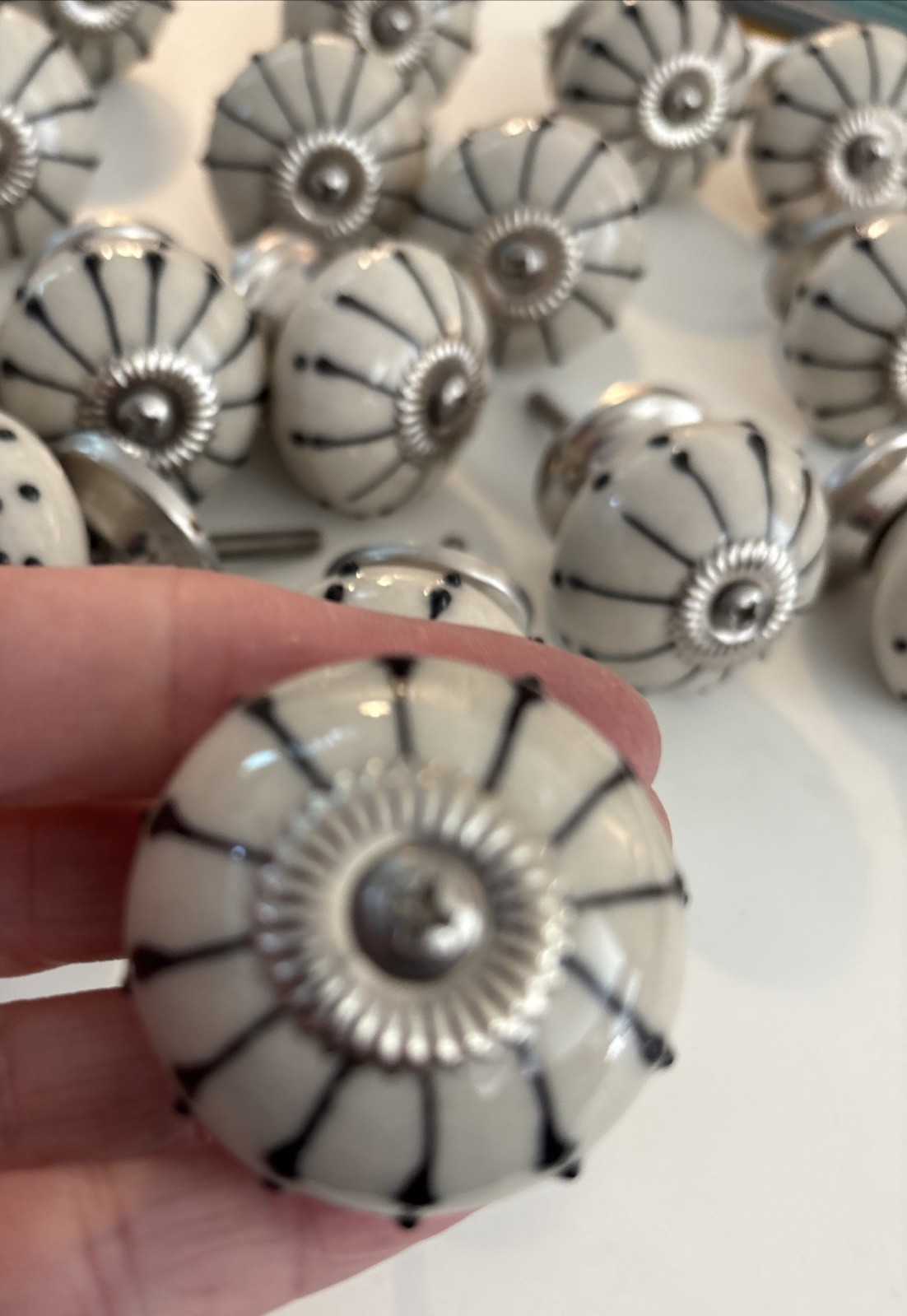 Ceramic Drawer Pulls/Knobs Hand Painted Black & White Silver Tone 2 Sets Of 12 gallery