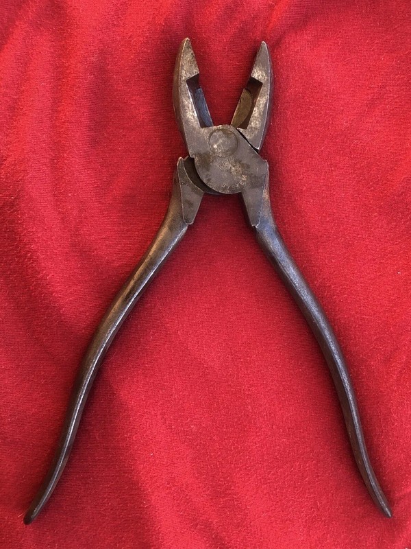 Vintage Crescent No. 2950-9 Bell System Lineman Pliers Made U.S.A. gallery
