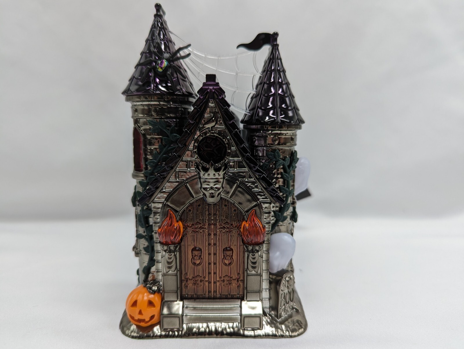 Bath & Body Works 2023 HAUNTED CASTLE PROJECTOR 🏰🎃 Wallflowers Fragrance Plug gallery