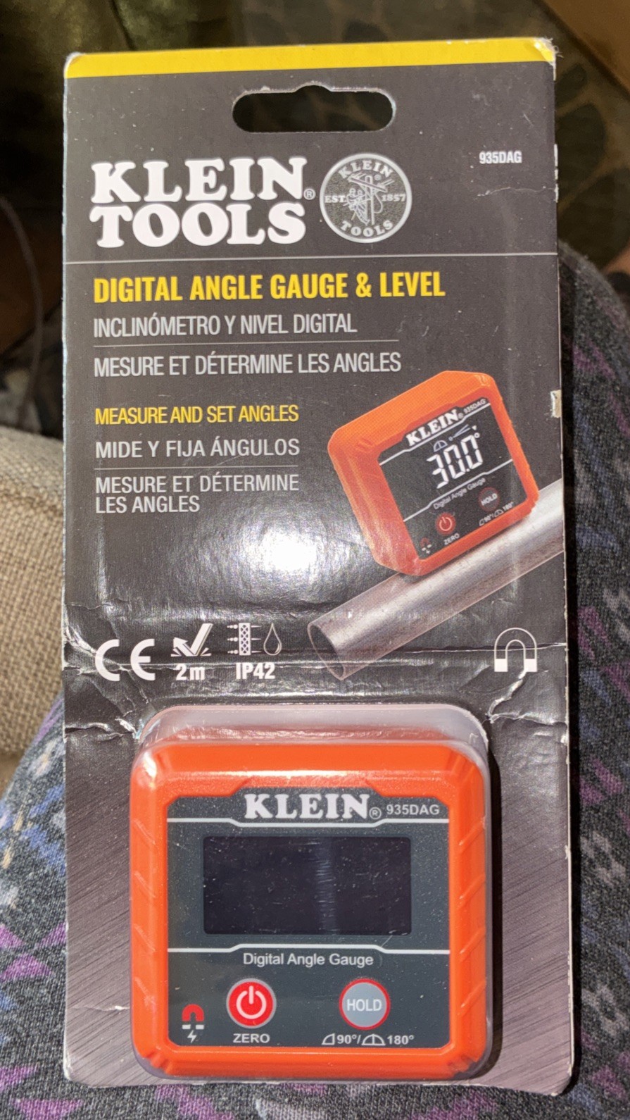 Klein Tools 935DAG Digital Level/Angle Gauge - 0-90 & 0-180 Degree Accuracy 2376 gallery