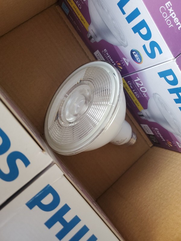 Philips Dimmable PAR38 Flood 17W LED ExpertColor 25° 1200Lm Bright White Qty-1 gallery