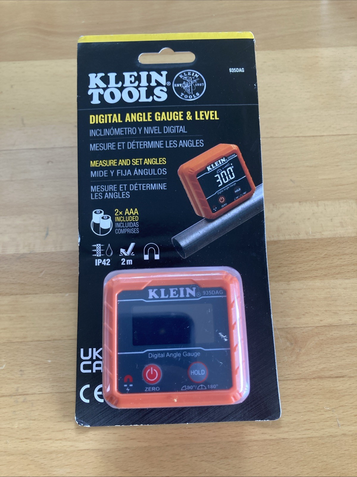 Klein Tools 935DAG Digital Level/Angle Gauge - 0-90 & 0-180 Degree Accuracy 2376 gallery