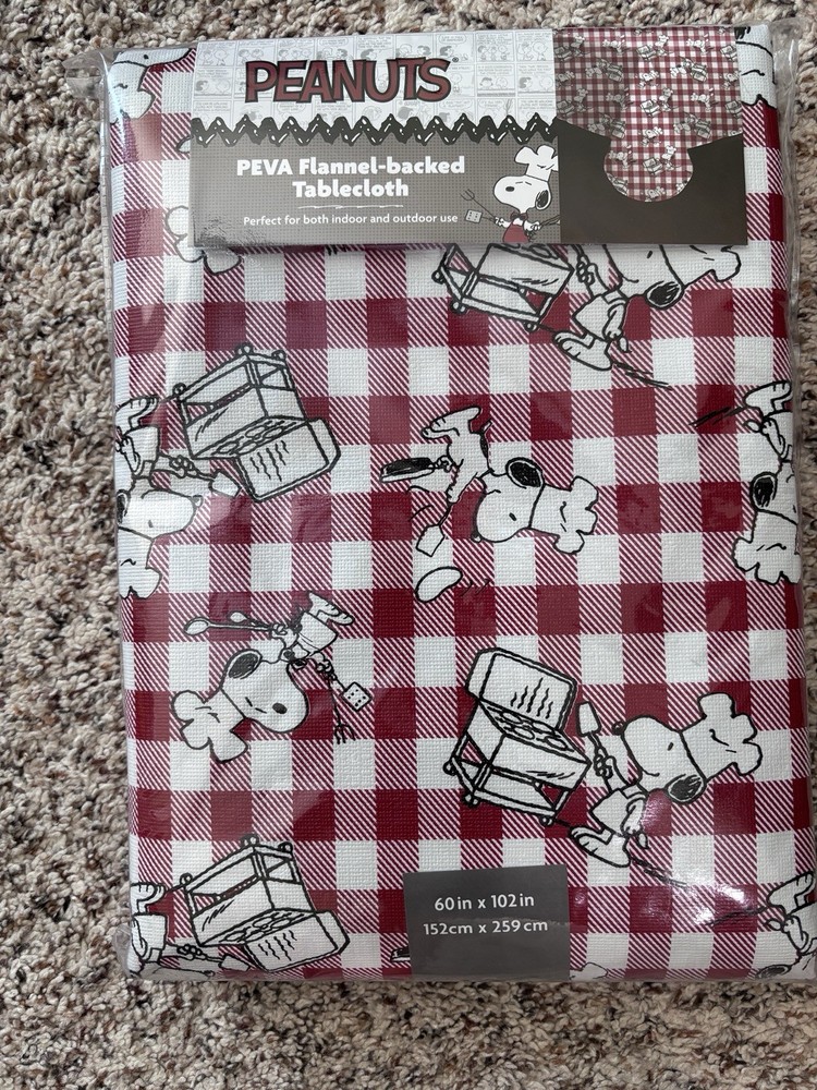 Peanuts Snoopy PEVA Flannel-Backed Tablecloth Cover 60x102" BBQ Grill Chef New