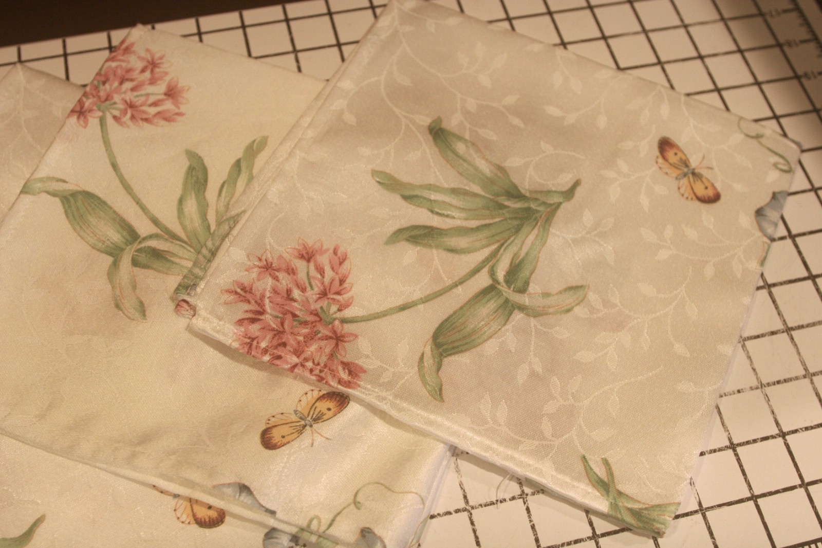 Lenox Butterfly Meadow Cloth Napkins Set Of 4 gallery