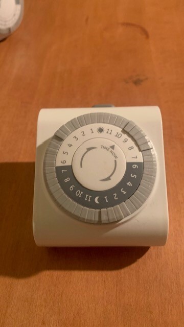 Big Button Timer 24 Hour Model 458205 For Indoor Use Only 125Vac 60 Hz 15A 1/2P gallery
