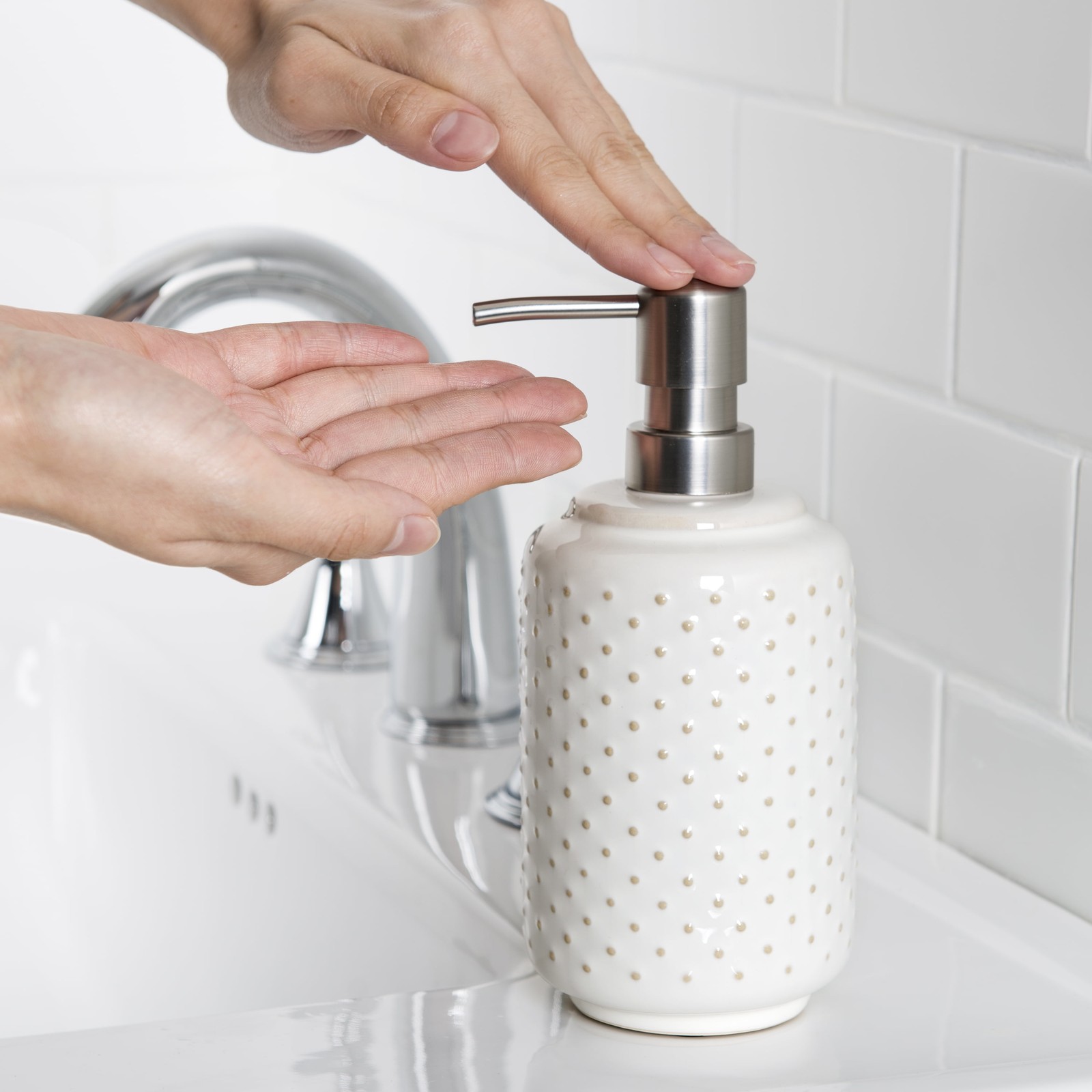 Better Homes & Gardens Reactive Glazed Textured Ceramic Lotion Pump,Creamy White gallery