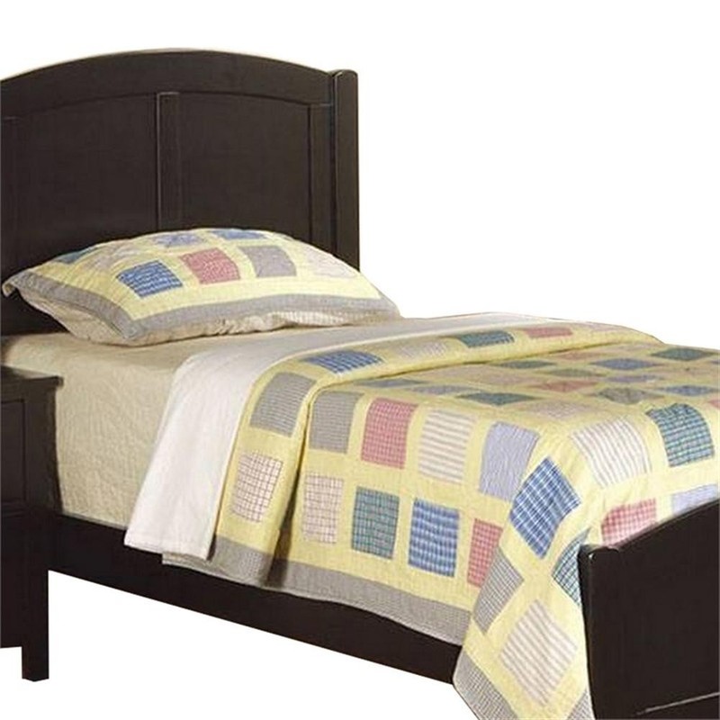 Pemberly Row Full Bed with Arched Headboard and Footboard in Jet Black gallery