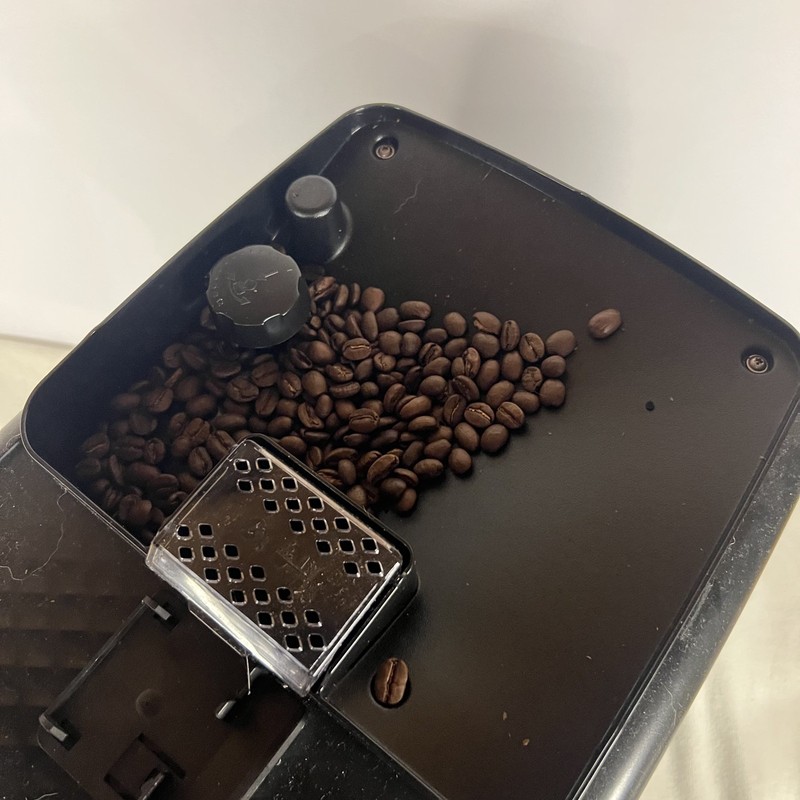 Philips 3200 Series Espresso Machine Black AS IS For Parts Powers On Ep3221 gallery