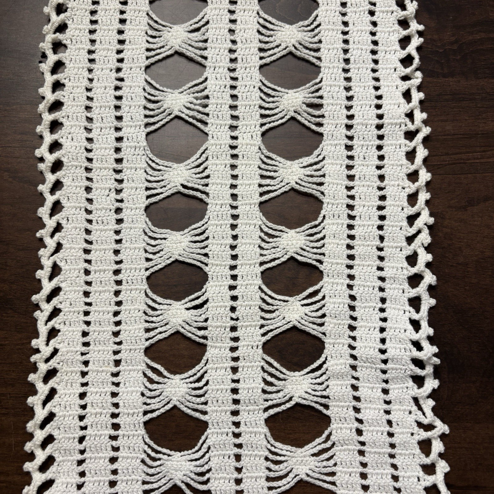 Vtg Crochet Lace Table Runner White Handmade Rectangle Farmhouse Cottage 52x9 gallery