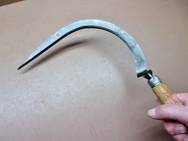 Vintage TRUE TEMPER Hand Sickle / Scythe 16" Long Rust Free w/Offset Wood Handle gallery